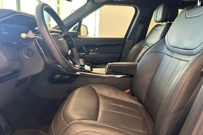 Land Rover Range Rover Sport din 2024 cu 17.050 km - oferta LAN117946 - foto 6