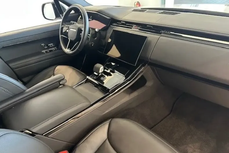 Land Rover Range Rover Sport din 2024 cu 17.050 km - oferta LAN117946 - foto 7