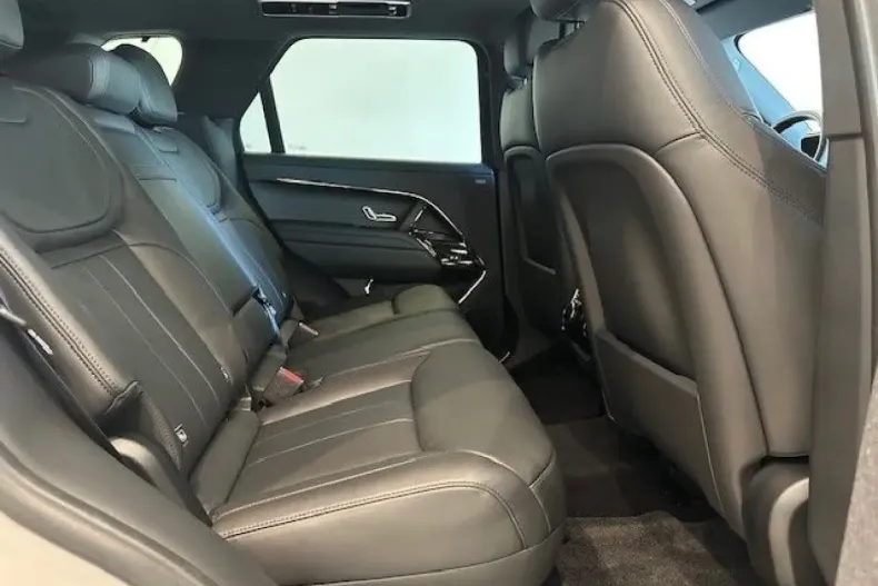 Land Rover Range Rover Sport din 2024 cu 17.050 km - oferta LAN117946 - foto 9