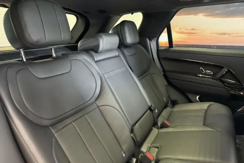 Land Rover Range Rover Sport din 2024 cu 24.500 km - oferta LAN117954 - foto 6