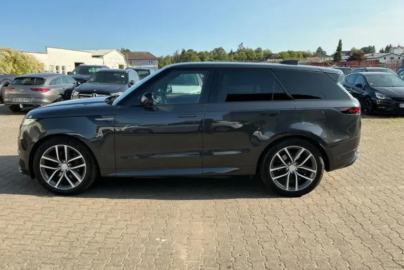Land Rover Range Rover Sport din 2023 cu 53.156 km - oferta LAN117955 - foto 3