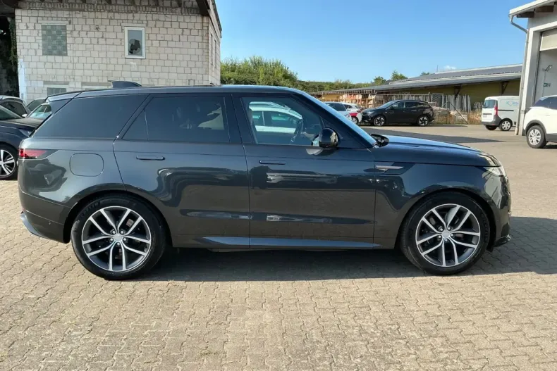 Land Rover Range Rover Sport din 2023 cu 53.156 km - oferta LAN117955 - foto 6