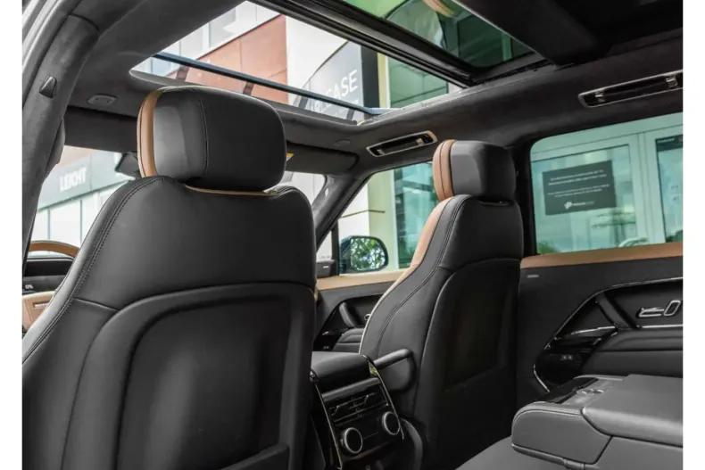 Land Rover Range Rover Sport din 2023 cu 74.000 km - oferta LAN117957 - foto 19