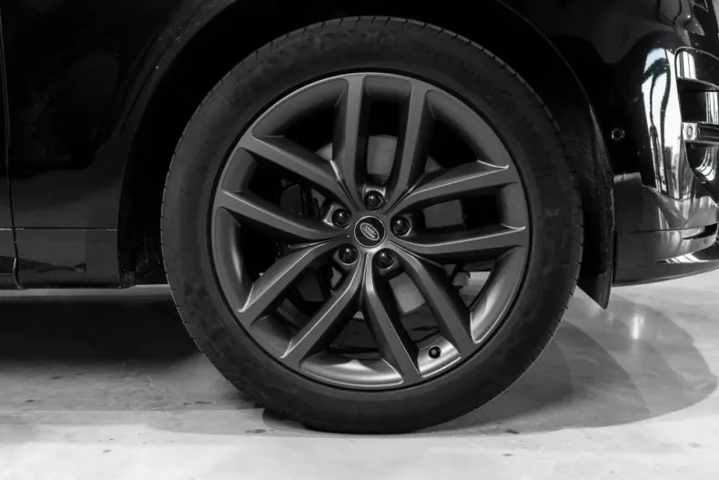 Land Rover Range Rover Sport din 2024 cu 40.653 km - oferta LAN117959 - foto 7