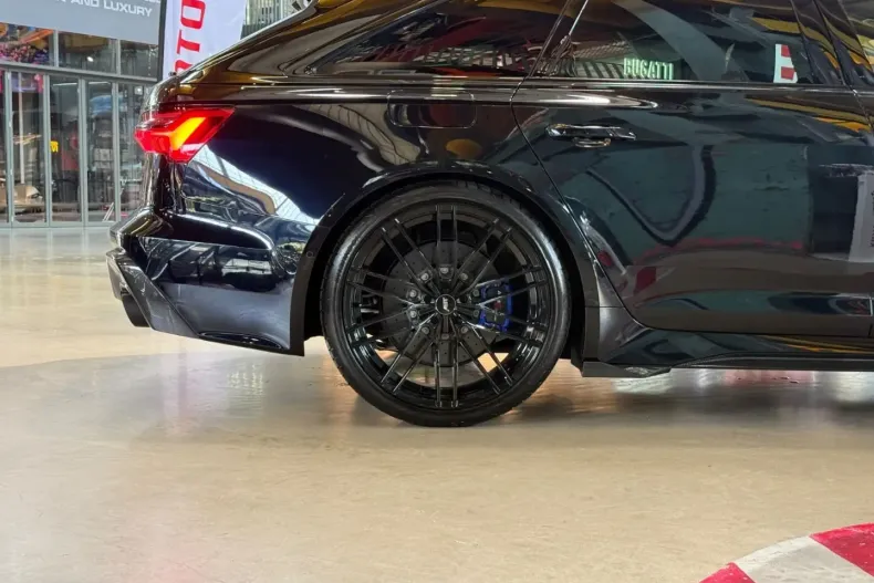 Audi RS6 din 2024 cu 2.050 km - oferta AUD117966 - foto 10