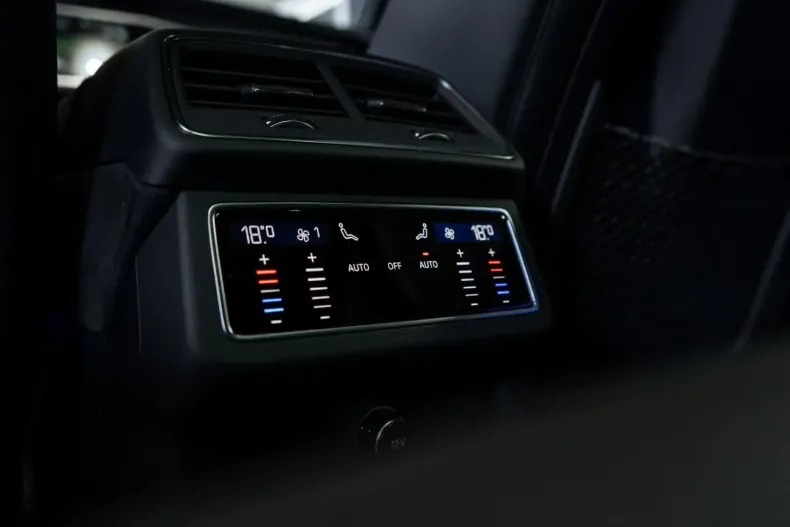 Audi RS6 din 2023 cu 1.607 km - oferta AUD117967 - foto 22