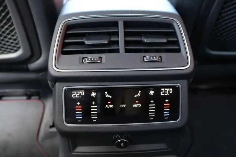 Audi RS6 din 2023 cu 12.077 km - oferta AUD117969 - foto 16