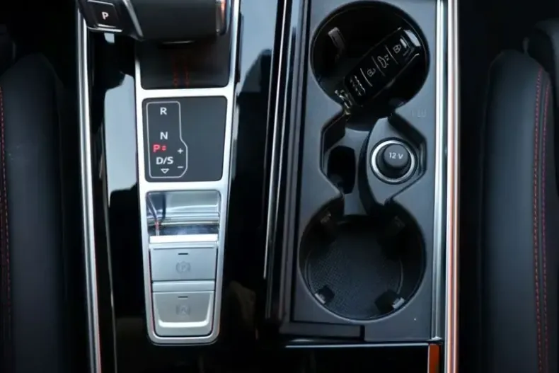 Audi RS6 din 2023 cu 12.077 km - oferta AUD117969 - foto 27