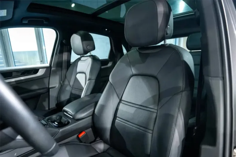 Porsche Cayenne din 2024 cu 20.459 km - oferta POR117975 - foto 24