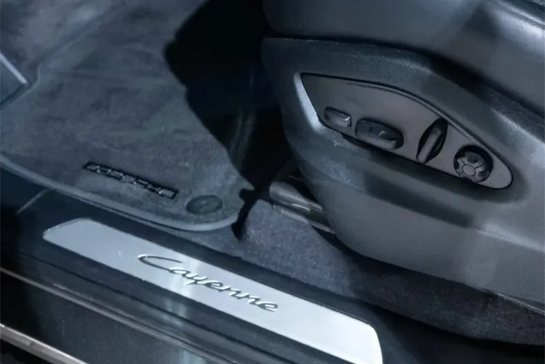 Porsche Cayenne din 2024 cu 20.459 km - oferta POR117975 - foto 29