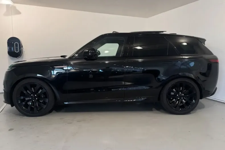 Land Rover Range Rover Sport din 2022 cu 56.000 km - oferta LAN117984 - foto 2