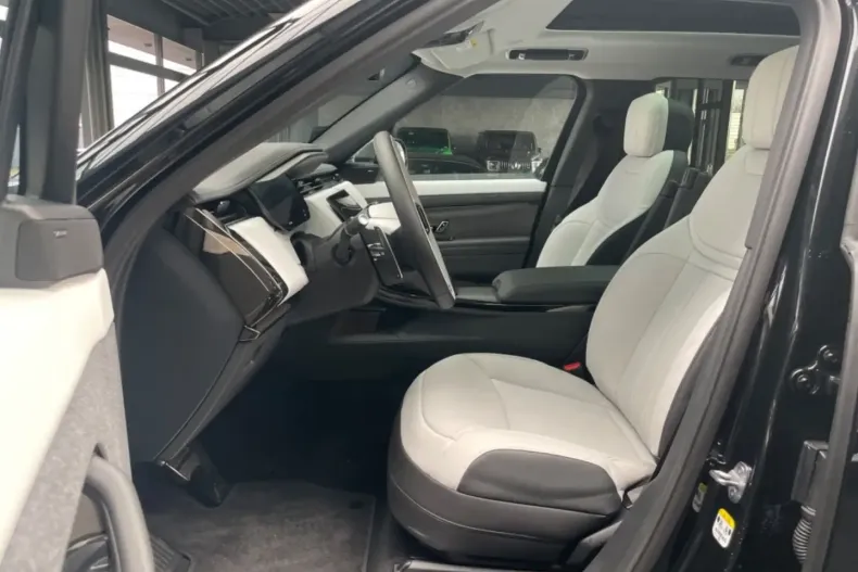 Land Rover Range Rover Sport din 2022 cu 13.000 km - oferta LAN117986 - foto 9