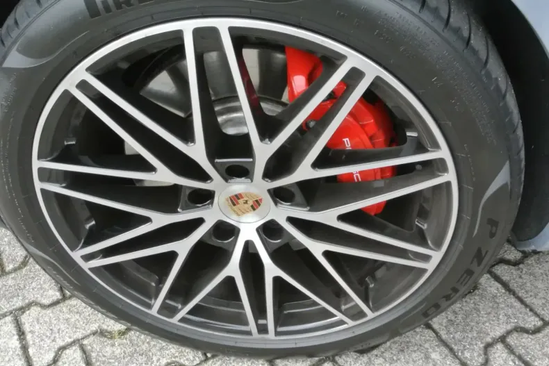 Porsche Cayenne din 2025 cu 6.999 km - oferta POR117988 - foto 5