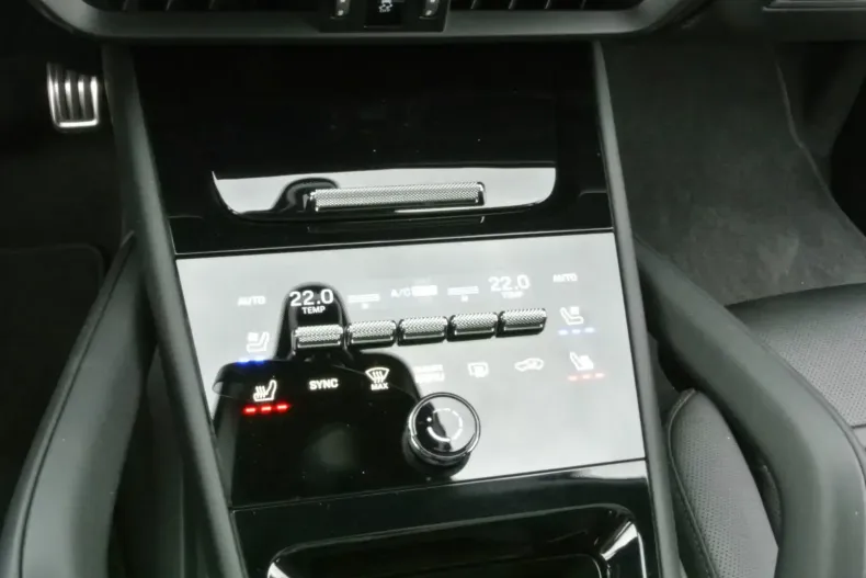 Porsche Cayenne din 2025 cu 6.999 km - oferta POR117988 - foto 11