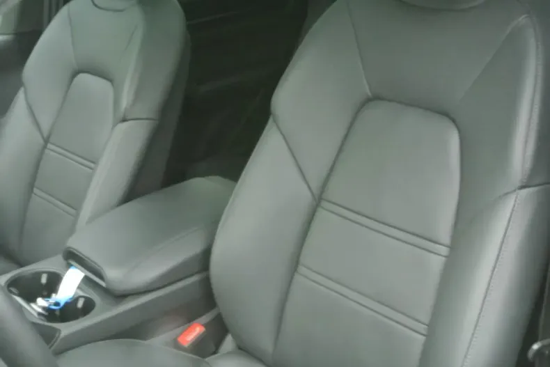 Porsche Cayenne din 2025 cu 6.999 km - oferta POR117988 - foto 12