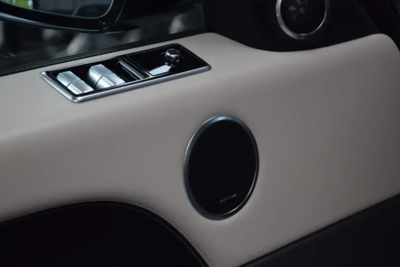 Land Rover Range Rover Sport din 2021 cu 87.953 km - oferta LAN117990 - foto 9