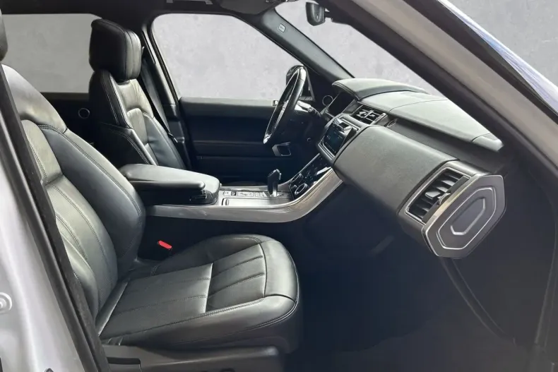 Land Rover Range Rover Sport din 2021 cu 47.200 km - oferta LAN117991 - foto 3