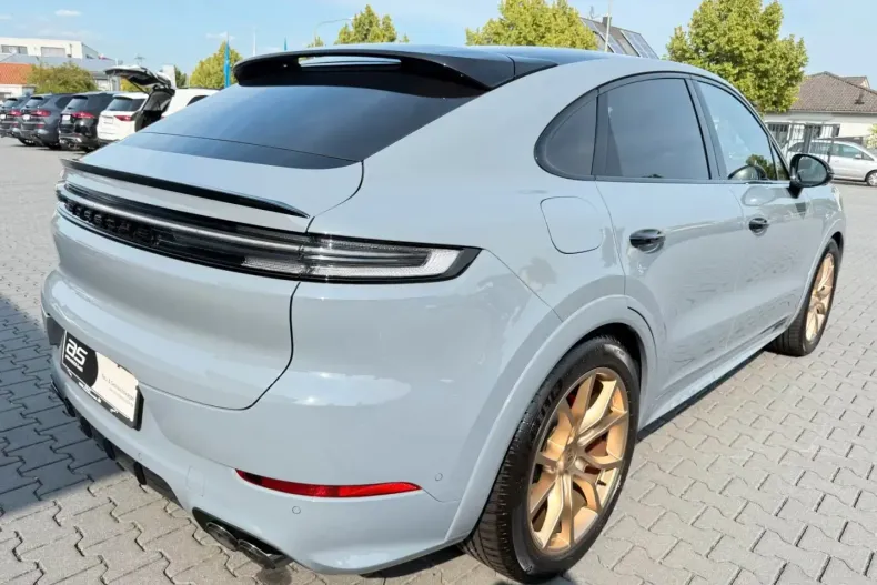 Porsche Cayenne din 2024 cu 11.151 km - oferta POR117997 - foto 2