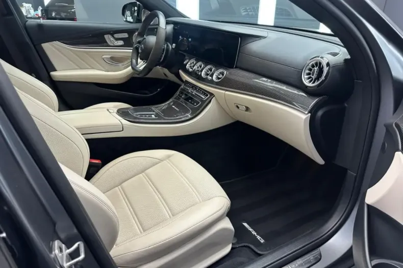 Mercedes-Benz E 63 AMG din 2021 cu 82.000 km - oferta MER118000 - foto 10