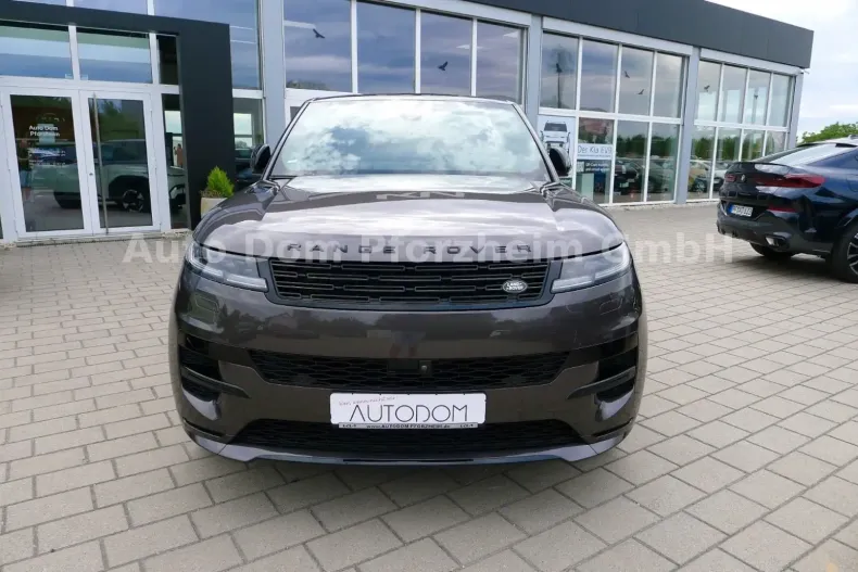 Land Rover Range Rover Sport din 2023 cu 2.500 km - oferta LAN118001 - foto 2