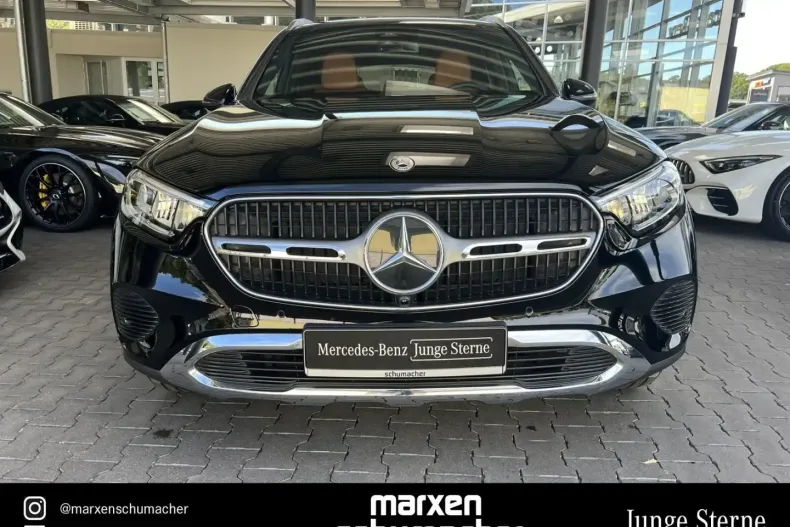 Mercedes-Benz GLC 300 din 2024 cu 12.400 km - oferta MER118002 - foto 2