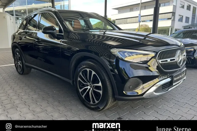 Mercedes-Benz GLC 300 din 2024 cu 12.400 km - oferta MER118002 - foto 3