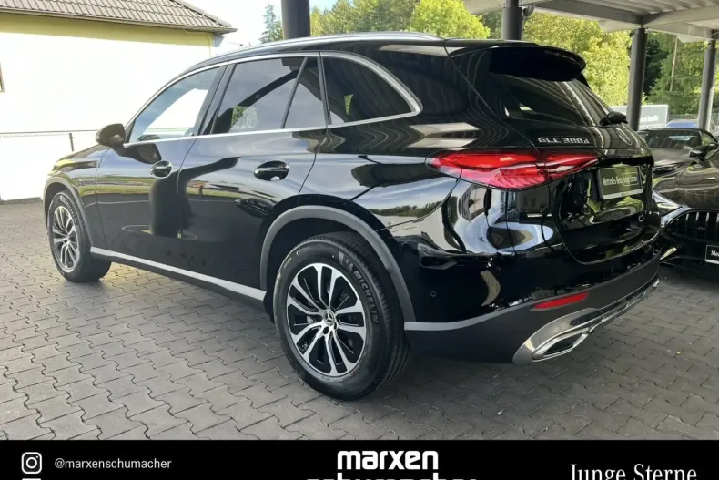Mercedes-Benz GLC 300 din 2024 cu 12.400 km - oferta MER118002 - foto 6