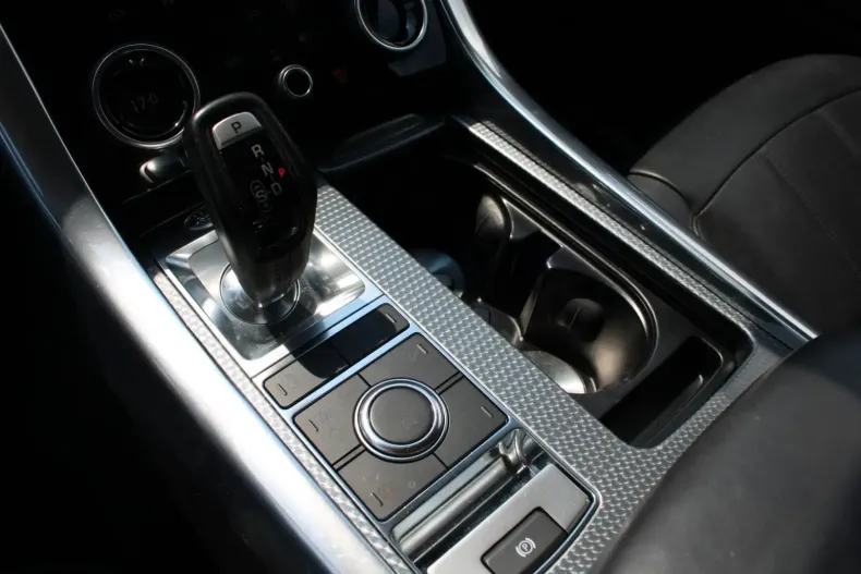 Land Rover Range Rover Sport din 2020 cu 75.670 km - oferta LAN118005 - foto 27