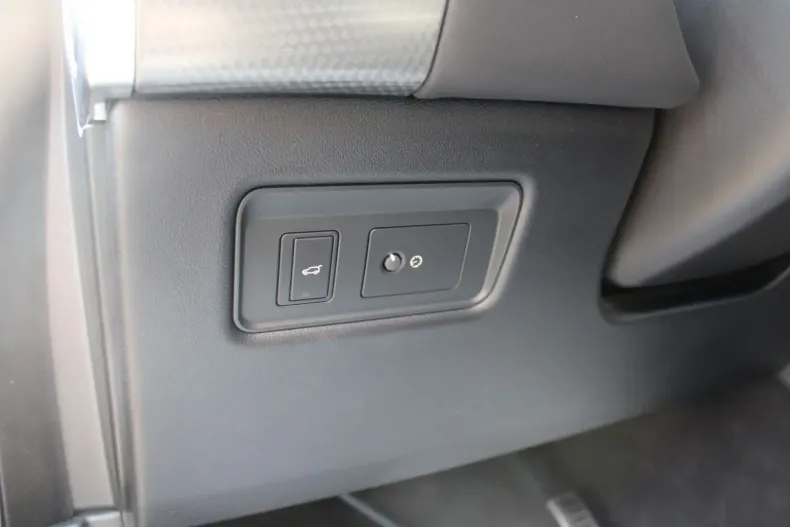 Land Rover Range Rover Sport din 2020 cu 75.670 km - oferta LAN118005 - foto 29