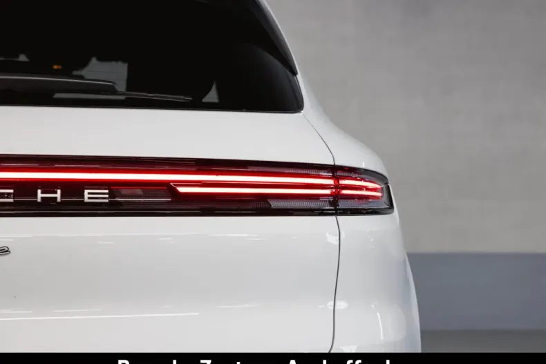 Porsche Cayenne din 2024 cu 27.022 km - oferta POR118010 - foto 7