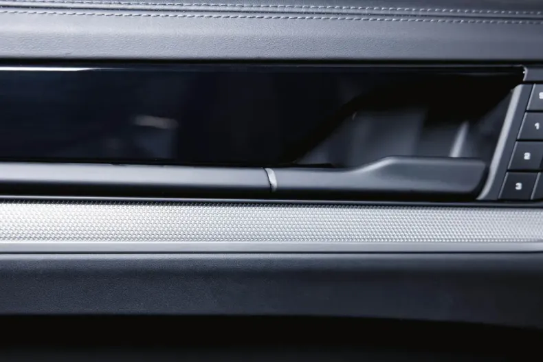 Porsche Cayenne din 2024 cu 27.022 km - oferta POR118010 - foto 25