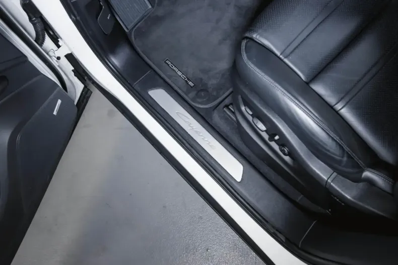 Porsche Cayenne din 2024 cu 27.022 km - oferta POR118010 - foto 26