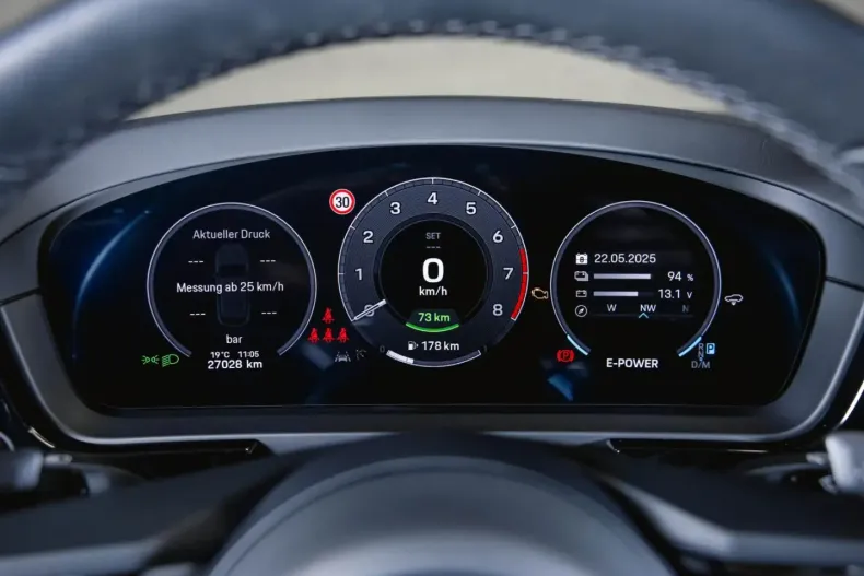 Porsche Cayenne din 2024 cu 27.022 km - oferta POR118010 - foto 31