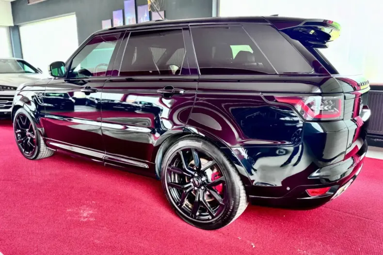 Land Rover Range Rover Sport din 2022 cu 85.601 km - oferta LAN118018 - foto 9