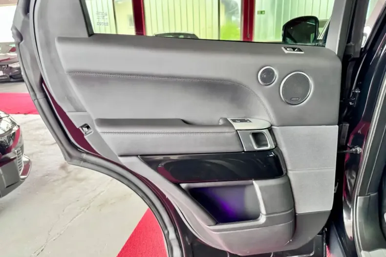 Land Rover Range Rover Sport din 2022 cu 85.601 km - oferta LAN118018 - foto 29