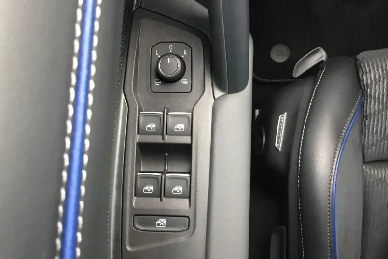 Volkswagen Tiguan din 2024 cu 9.990 km - oferta VOL118022 - foto 34