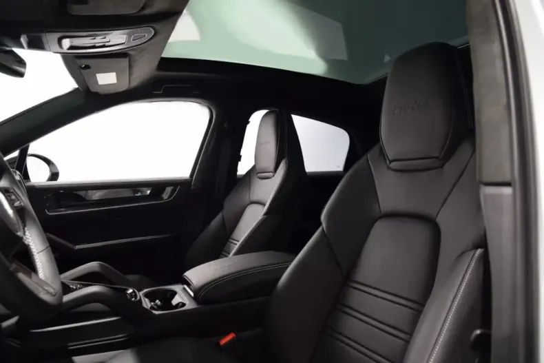 Porsche Cayenne din 2025 cu 20 km - oferta POR118023 - foto 7