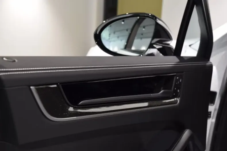 Porsche Cayenne din 2025 cu 20 km - oferta POR118023 - foto 9