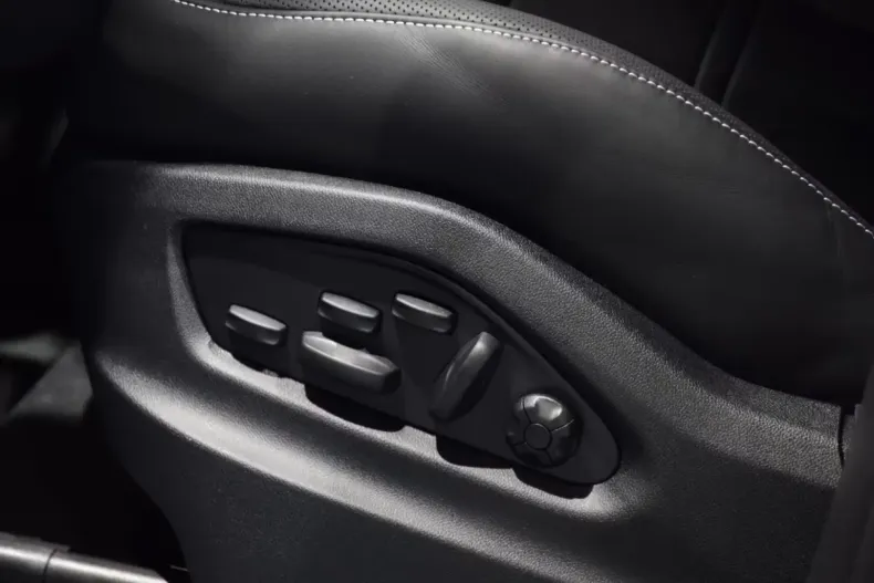 Porsche Cayenne din 2025 cu 20 km - oferta POR118023 - foto 10