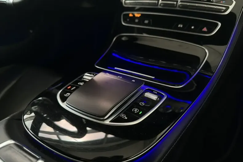 Mercedes-Benz CLS 53 AMG din 2020 cu 65.380 km - oferta MER118028 - foto 20