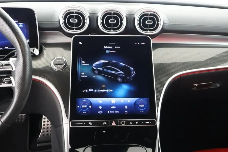 Mercedes-Benz CLE 220 din 2024 cu 28.200 km - oferta MER118029 - foto 11