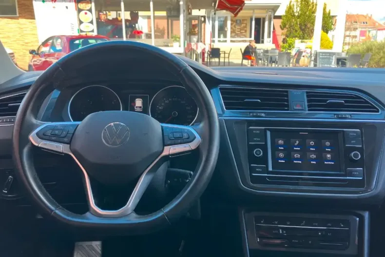 Volkswagen Tiguan din 2023 cu 25.800 km - oferta VOL118033 - foto 13