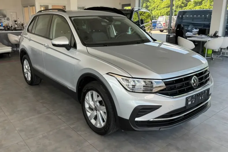 Volkswagen Tiguan din 2023 cu 25.960 km - oferta VOL118034 - foto 1
