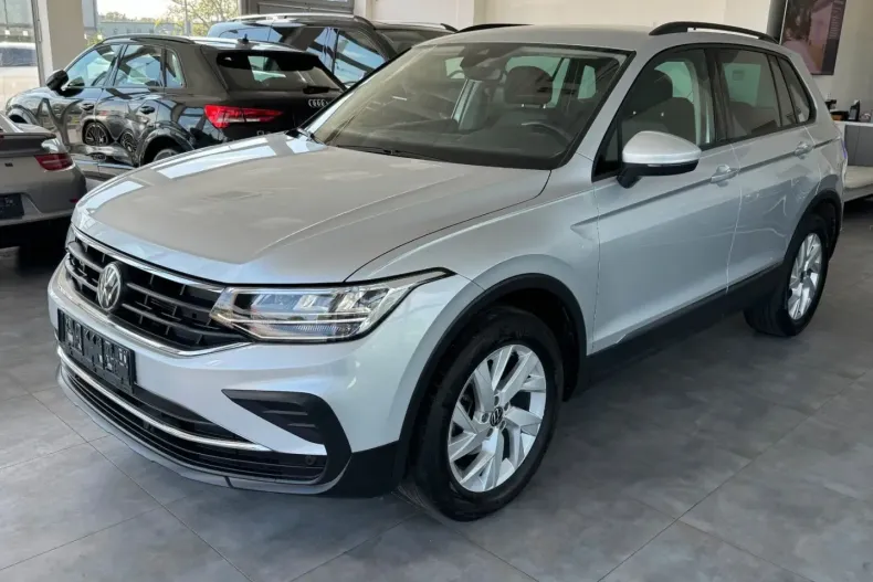 Volkswagen Tiguan din 2023 cu 25.960 km - oferta VOL118034 - foto 3