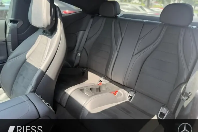 Mercedes-Benz CLE 200 din 2024 cu 17.930 km - oferta MER118036 - foto 6