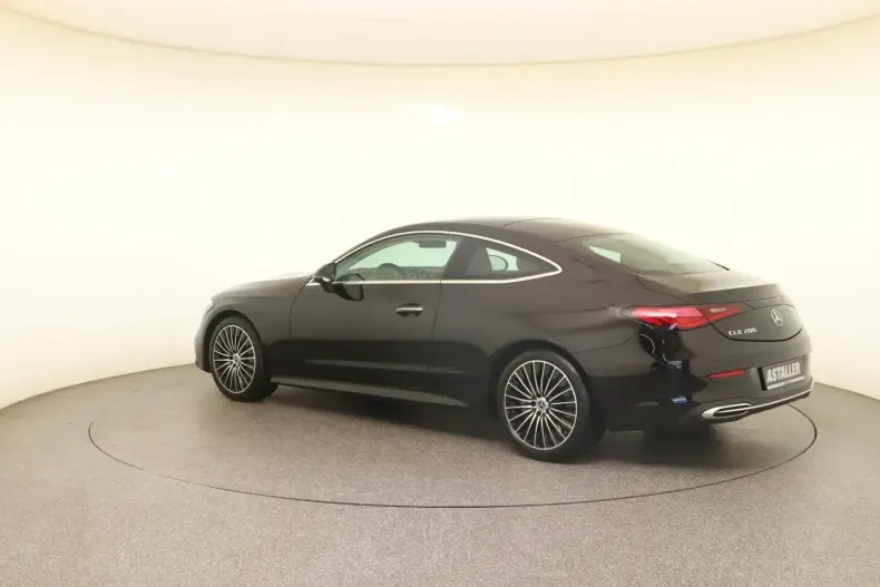 Mercedes-Benz CLE 200 din 2023 cu 24.748 km - oferta MER118037 - foto 2