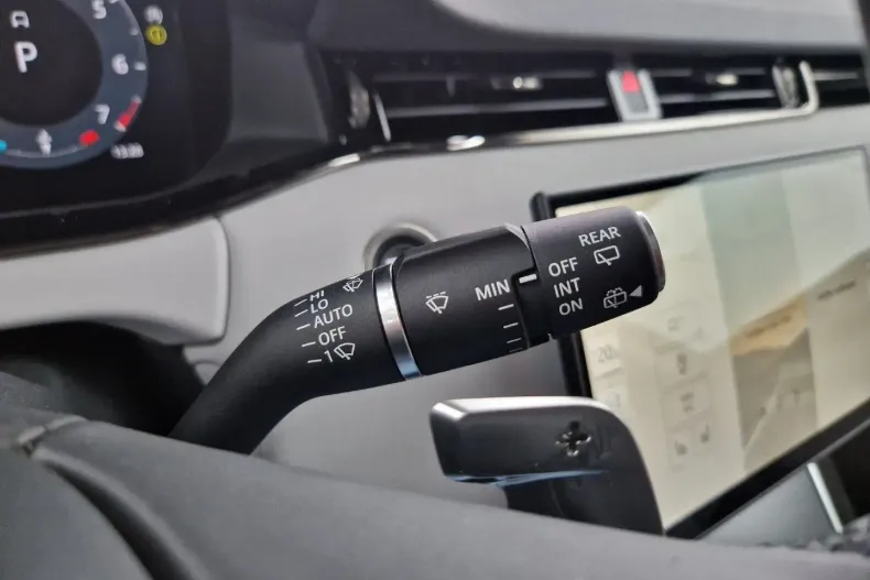 Land Rover Range Rover Evoque din 2024 cu 3.500 km - oferta LAN118042 - foto 34