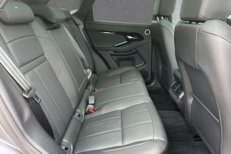 Land Rover Range Rover Evoque din 2024 cu 4.192 km - oferta LAN118045 - foto 5