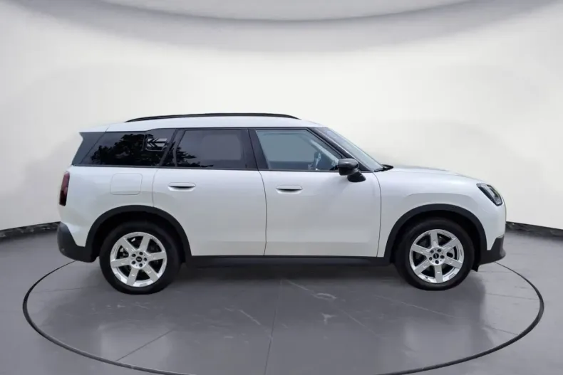 MINI Cooper C Countryman din 2024 cu 25.300 km - oferta MIN118046 - foto 5