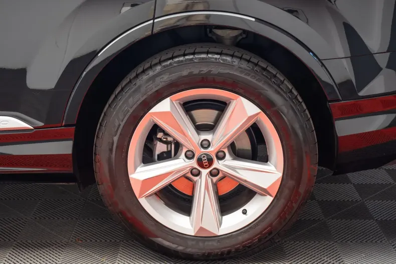 Audi Q7 din 2023 cu 30.103 km - oferta AUD118047 - foto 14